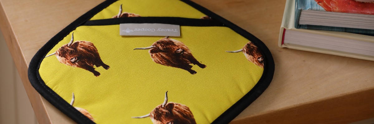 Highland Cow Pot Grab