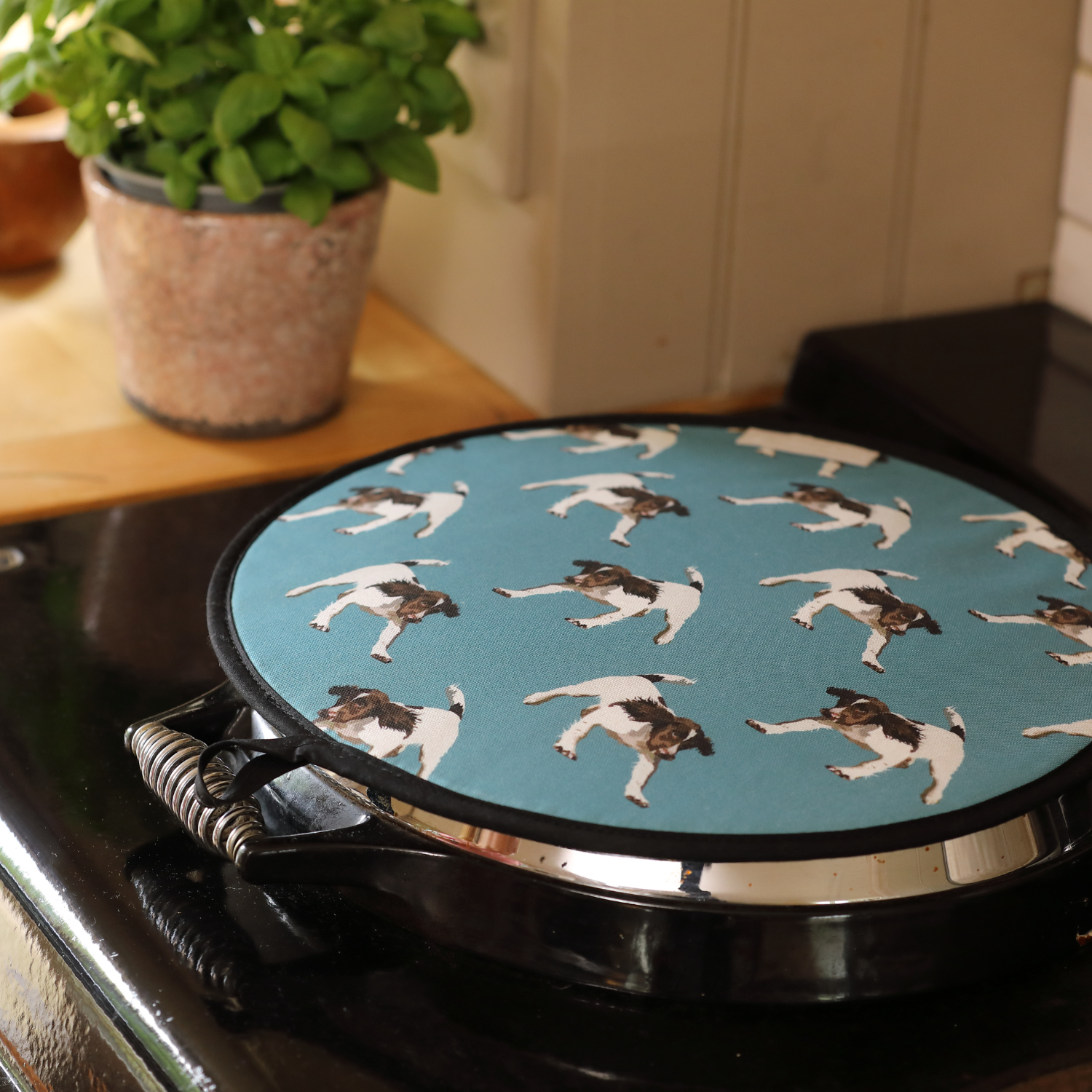 Springer Spaniel Aga Cover in a Country Kitchen on an aga