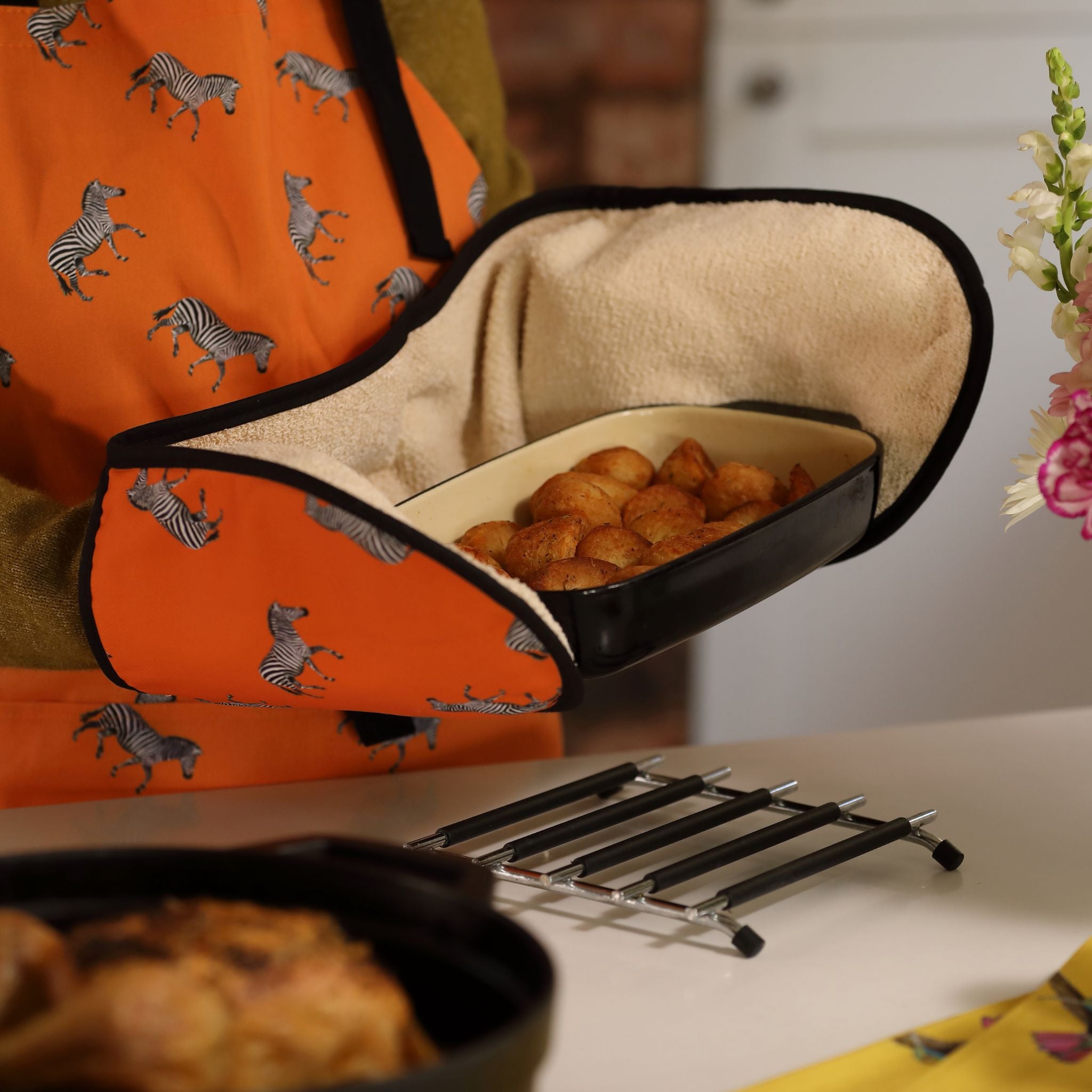 Zebra Double Oven Glove