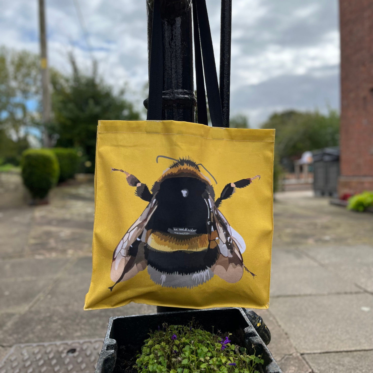 Bee Tote Bag