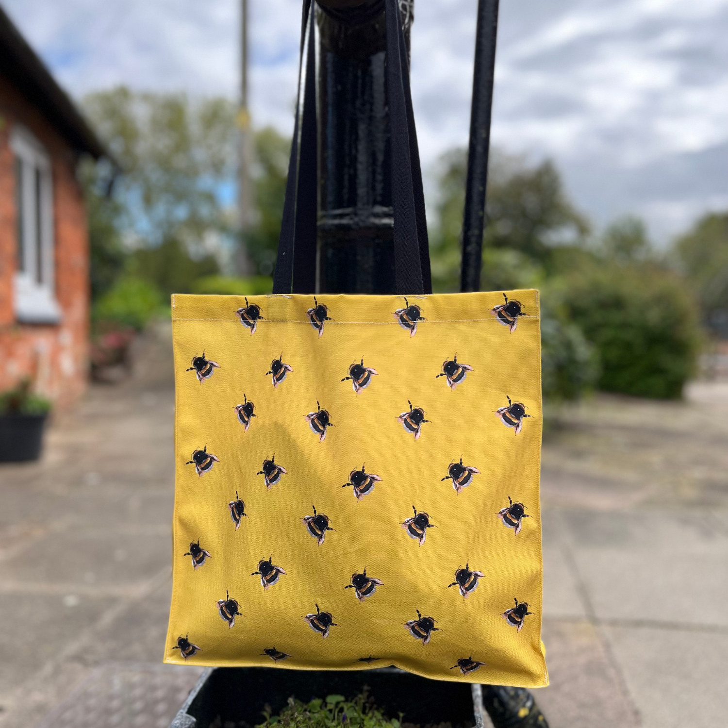 Bee Tote Bag